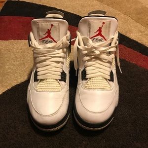 Jordan 4 Retro Grey & White